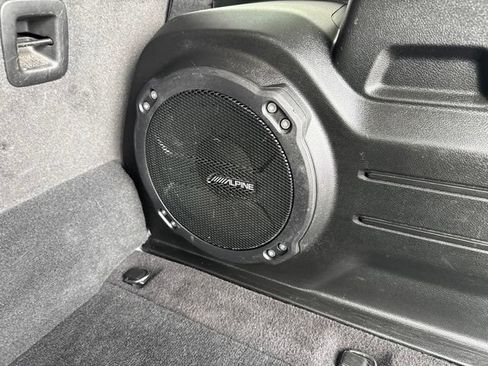 Used 2023 Jeep Wrangler Unlimited AWD/4WD image 11