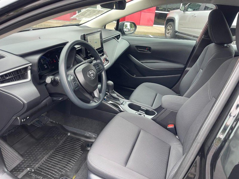 Used 2026 Toyota Corolla LE FWD image 13