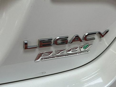 Used 2017 Subaru Legacy 2.5i Sport AWD/4WD image 33