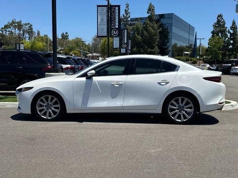 Used 2020 MAZDA MAZDA3 Sedan w/ Premium Package FWD image 6
