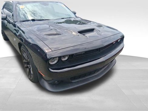 Used 2020 Dodge Challenger R/T Scat Pack RWD image 19