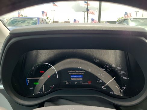 Used 2025 Toyota Sienna XLE FWD image 24