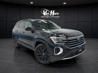 Used 2024 Volkswagen Atlas SE w/ Black Wheel Package video 1