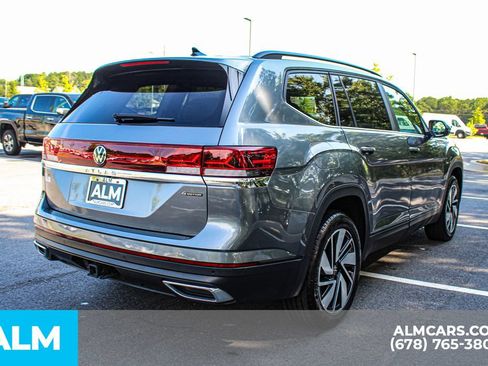 Used 2024 Volkswagen Atlas SE AWD/4WD image 5
