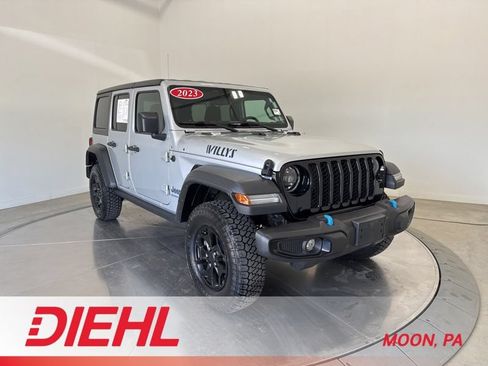 Used 2023 Jeep Wrangler Unlimited w/ Cold Weather Group AWD/4WD image 1
