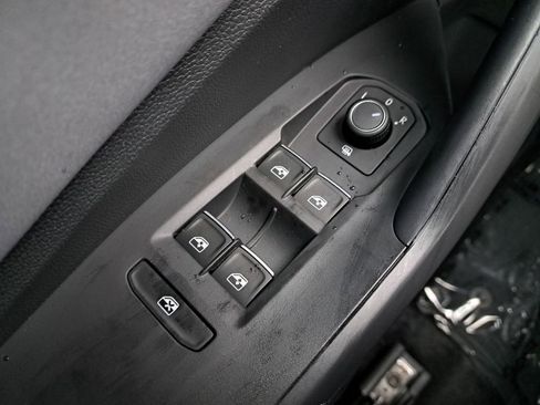 New 2026 Volkswagen Jetta SE image 25