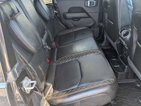 Certified 2023 Jeep Wrangler Unlimited Sahara AWD/4WD image 26