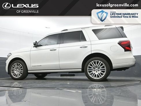 Used 2024 Ford Expedition Platinum image 15