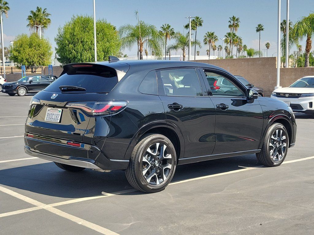 Certified 2026 Honda HR-V EX-L image 5