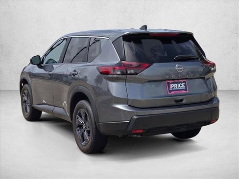 Used 2026 Nissan Rogue SV FWD image 7