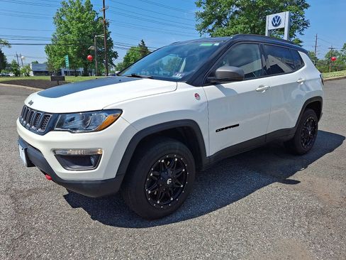 Used 2019 Jeep Compass Trailhawk AWD/4WD image 3
