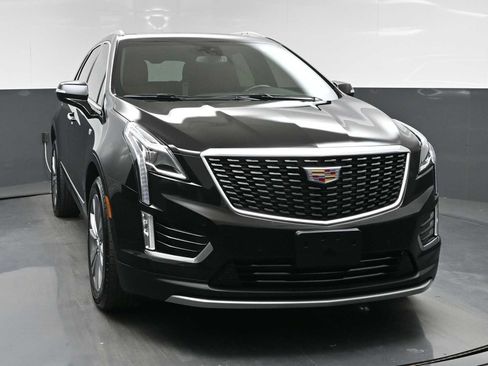 Certified 2025 Cadillac XT5 Premium Luxury AWD/4WD image 1