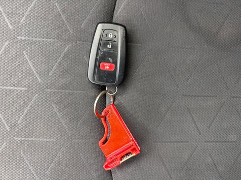 Used 2019 Toyota RAV4 XLE FWD image 55