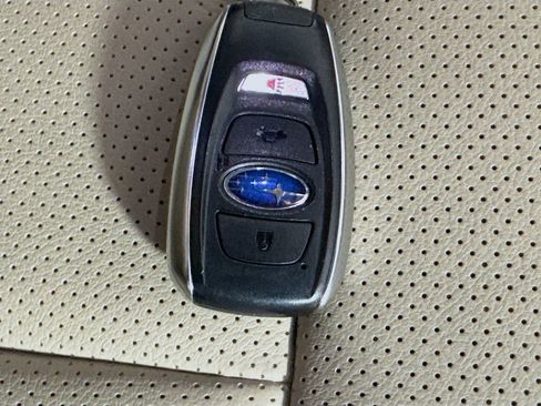 Used 2023 Subaru Outback Limited XT AWD/4WD image 37