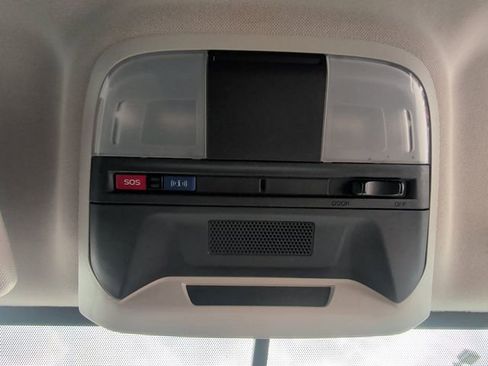 Used 2019 Subaru Crosstrek 2.0i Premium image 7