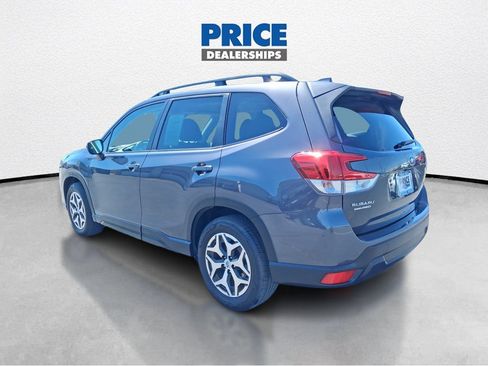 Used 2023 Subaru Forester Premium AWD/4WD image 7