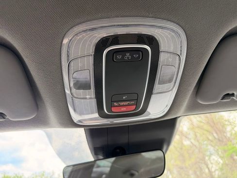 Used 2024 Hyundai Elantra SEL FWD image 28