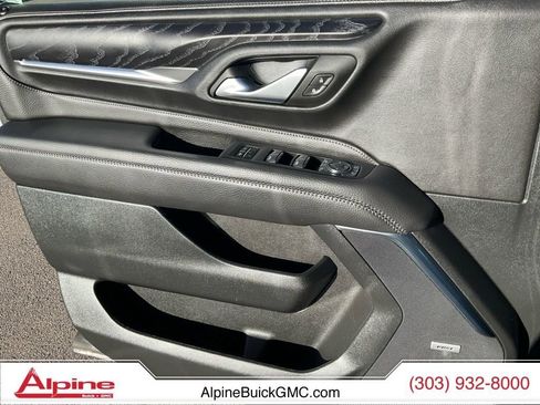 Used 2024 GMC Yukon Denali image 19