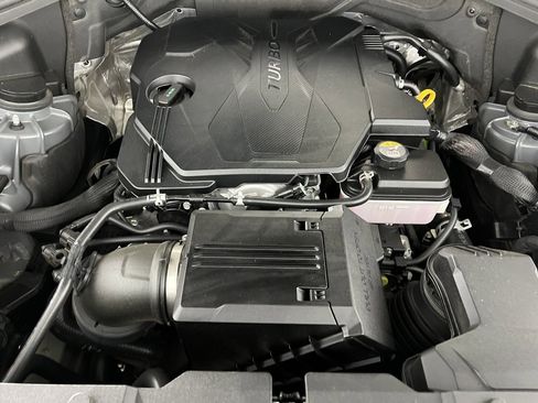 Used 2023 Genesis GV80 2.5T w/ Prestige 20" Package image 40