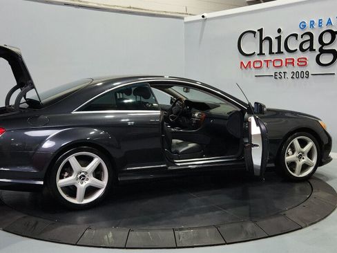 Used 2011 Mercedes-Benz CL 550 4MATIC image 22