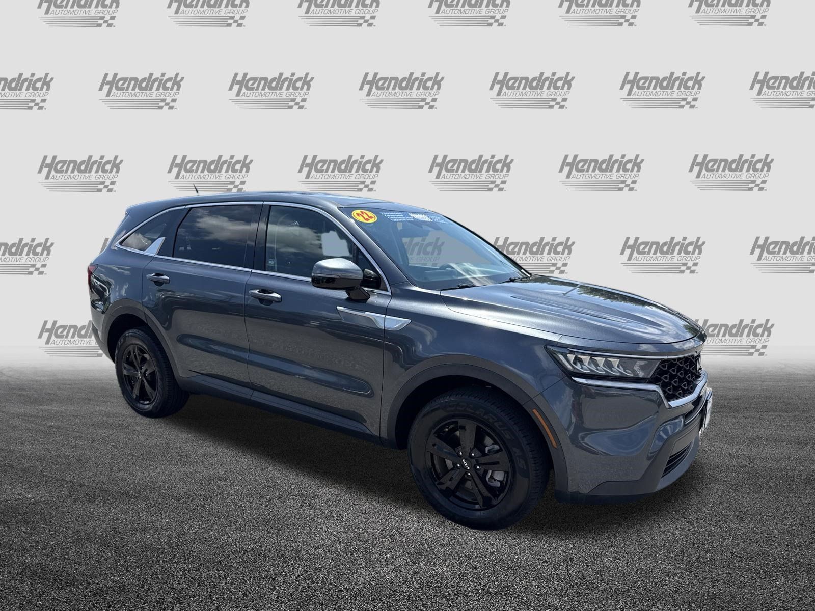 Used 2022 Kia Sorento LX AWD/4WD image 2