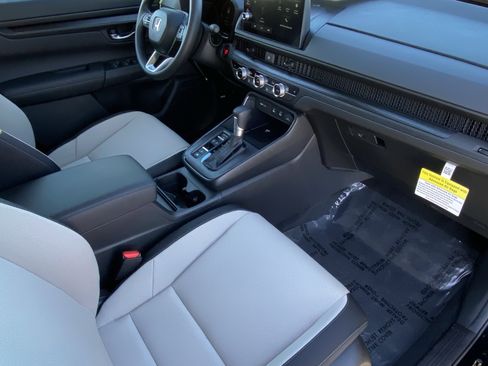 Used 2026 Honda CR-V EX image 9