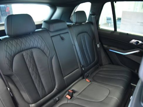 New 2026 BMW X5 xDrive50e w/ Executive Package AWD/4WD image 32