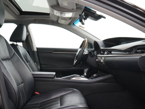 Used 2017 Lexus ES 350 w/ Luxury Package FWD image 11