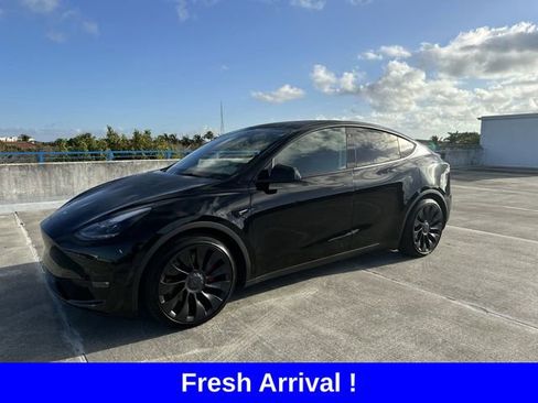 Used 2022 Tesla Model Y Performance image 19