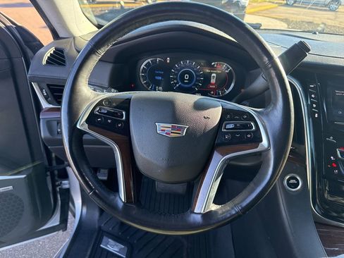 Used 2019 Cadillac Escalade 4WD image 48