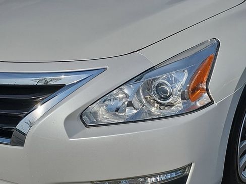 Used 2015 Nissan Altima 2.5 S w/ Power Driver Seat Package FWD image 29