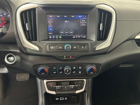 Used 2024 GMC Terrain SLE w/ Driver Convenience Package AWD/4WD image 22