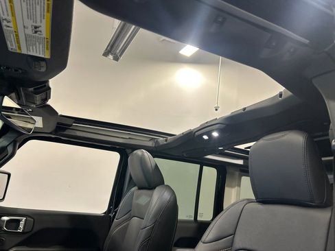 New 2025 Jeep Wrangler Sahara w/ Technology Group image 25