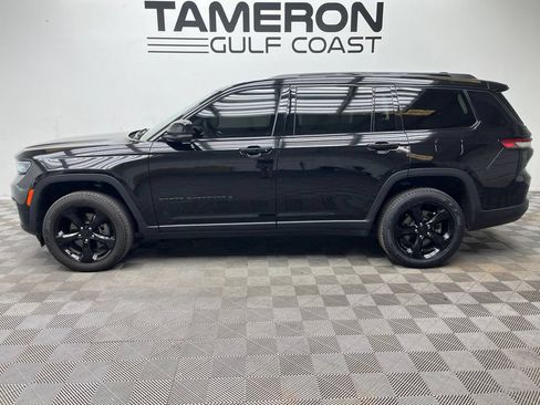 Used 2024 Jeep Grand Cherokee L Limited w/ Luxury Tech Group II AWD/4WD image 6