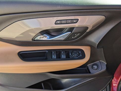 Used 2018 GMC Terrain SLT w/ Preferred Package image 21