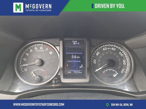 Used 2018 Toyota Tacoma TRD Sport image 15