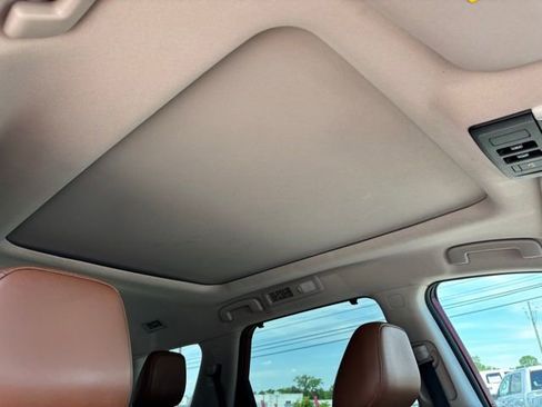 Used 2023 Nissan Pathfinder Platinum w/ Cargo Package AWD/4WD image 65