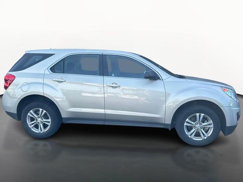 Used 2015 Chevrolet Equinox LS FWD image 2