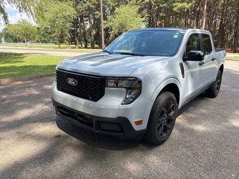Used 2025 Ford Maverick XLT w/ XLT Luxury Package AWD/4WD image 7