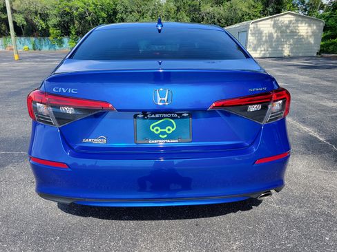Used 2024 Honda Civic Sport image 6
