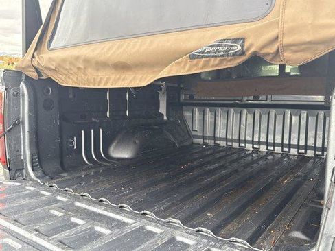 Used 2022 Chevrolet Colorado LT w/ Luxury Package image 8