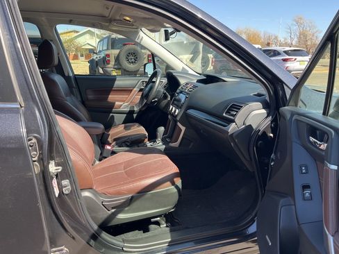 Used 2017 Subaru Forester 2.5i Touring image 31