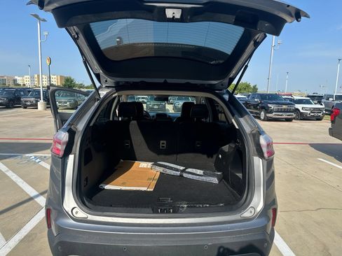 Used 2021 Ford Edge SEL FWD image 21