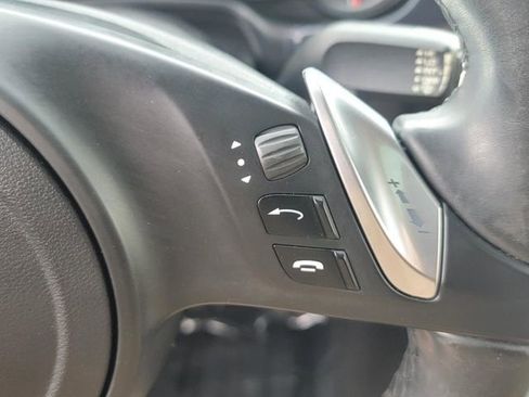 Used 2016 Porsche Panamera 4 image 16