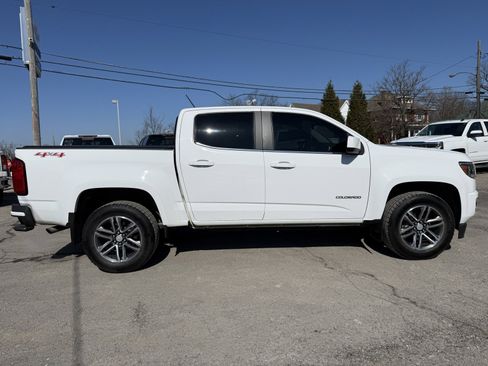 Used 2020 Chevrolet Colorado LT w/ Luxury Package image 13