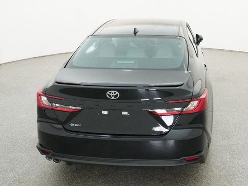 New 2026 Toyota Camry SE FWD image 10