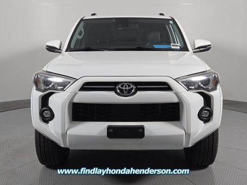 Used 2023 Toyota 4Runner SR5 Premium w/ Moonroof Package RWD image 8