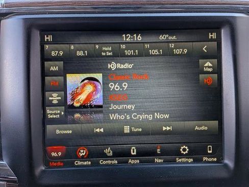 Used 2018 RAM 1500 Laramie w/ Convenience Group image 12