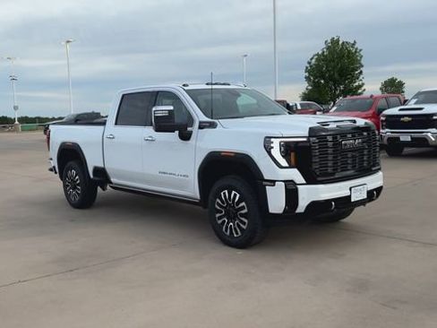 New 2026 GMC Sierra 2500 Denali Ultimate image 3