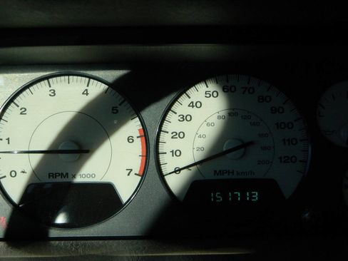 Used 2002 Jeep Grand Cherokee Limited image 18